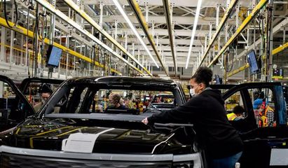 全球汽車電池行業(yè)群雄混戰(zhàn) 搶灘北美電動汽車市場